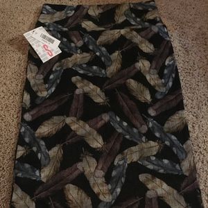 Small Lularoe Feather Cassie Skirt